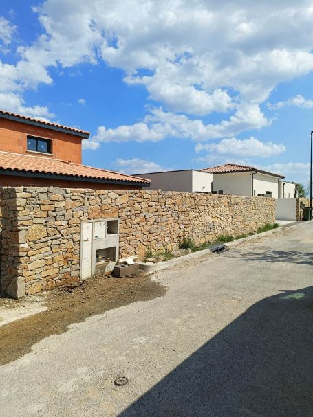 Mur de clôture 